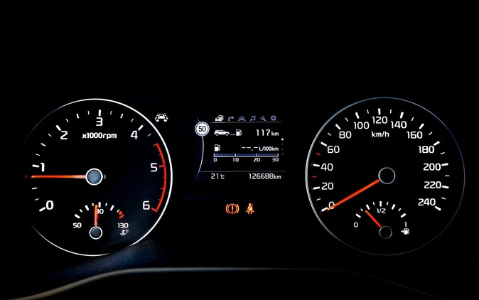 Kia Sportage cena 68800 przebieg: 126000, rok produkcji 2017 z Cieszyn małe 781